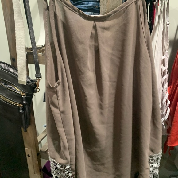 Tank top - Picture 3 of 3